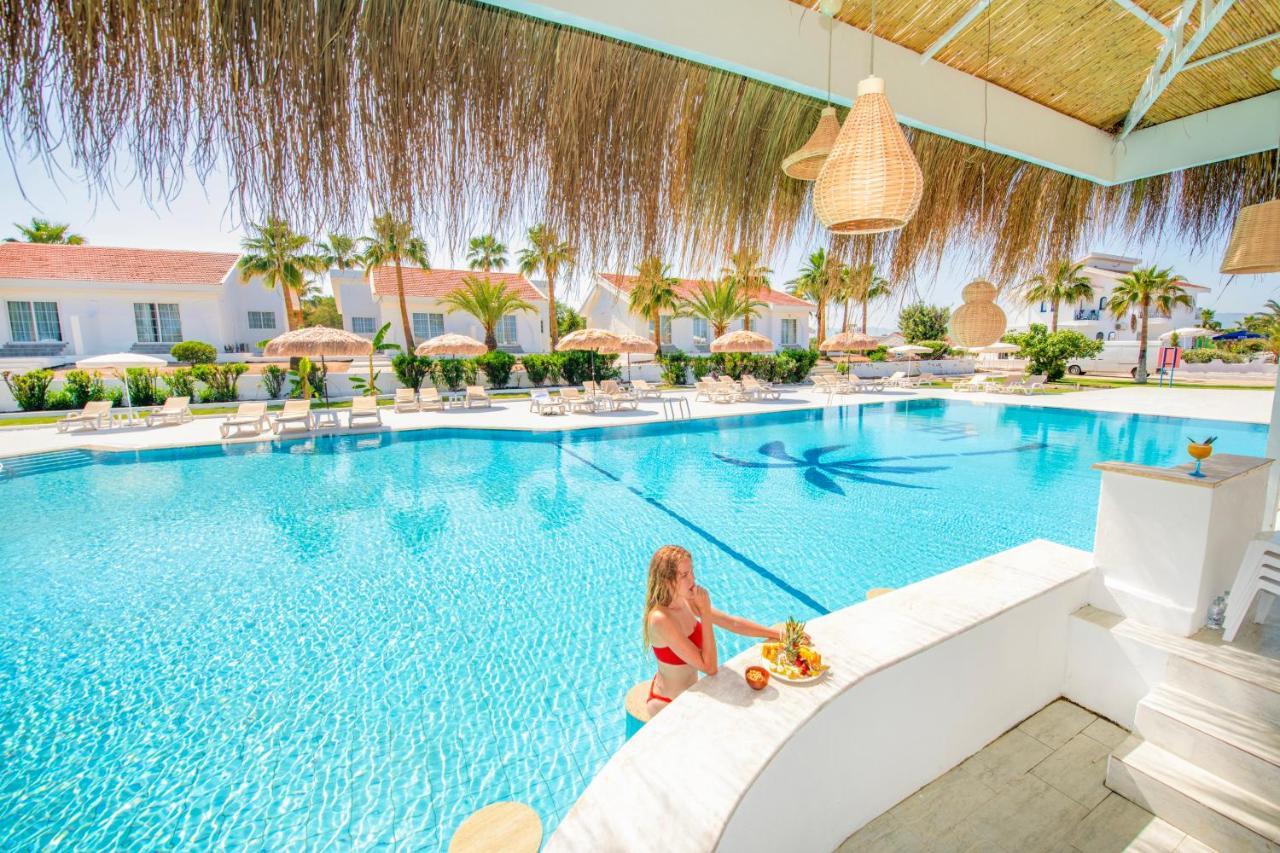 Long Beach Villas ฟามากุสต้า ภายนอก รูปภาพ